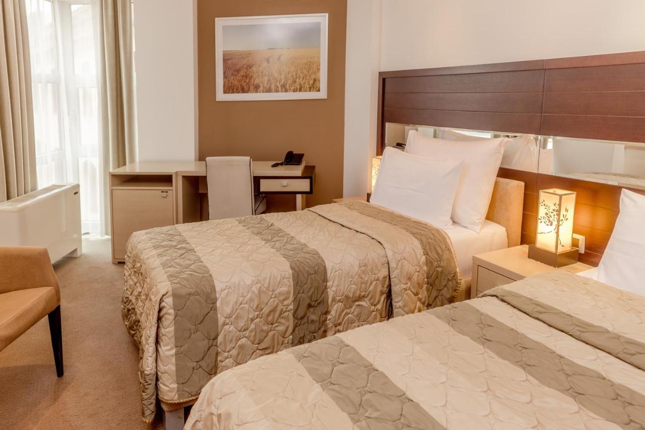 Hotel Vojvodina Zrenjanin Luaran gambar