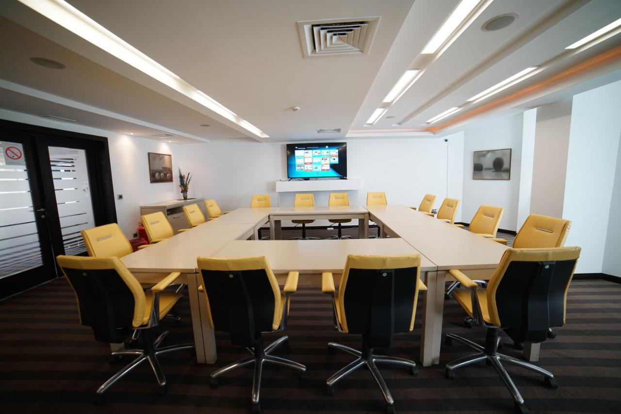 Hotel Vojvodina Zrenjanin Luaran gambar