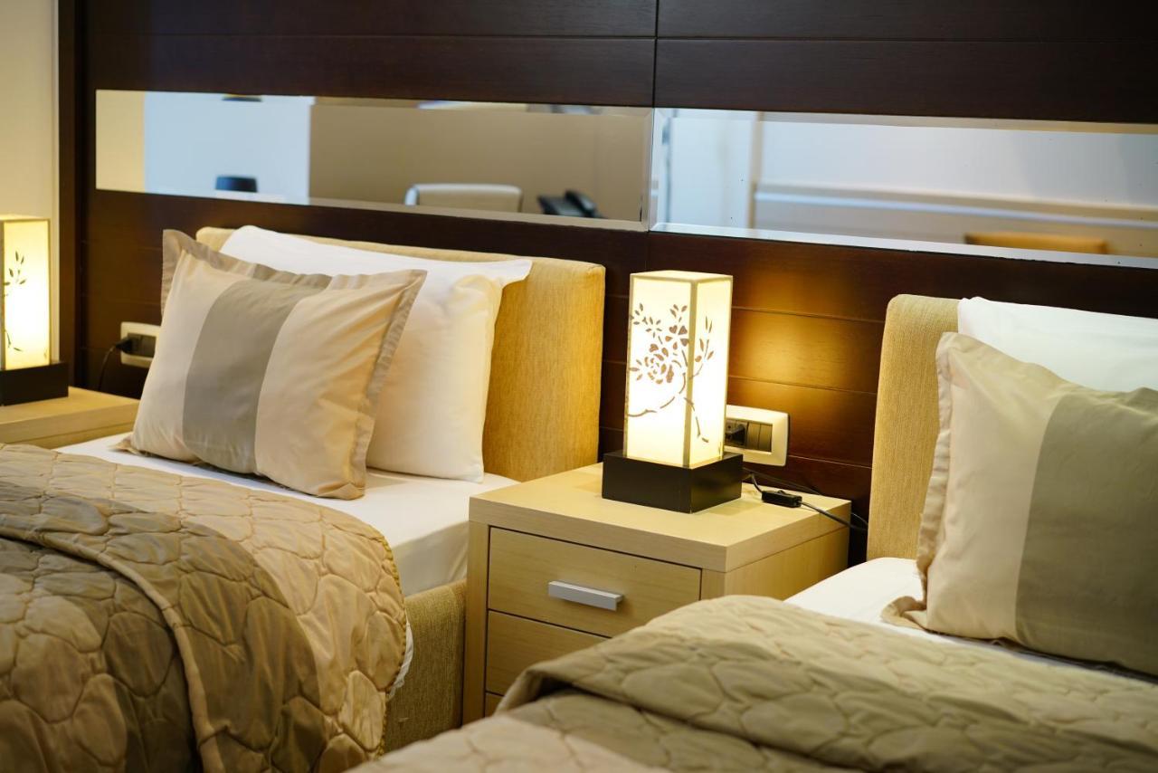 Hotel Vojvodina Zrenjanin Luaran gambar